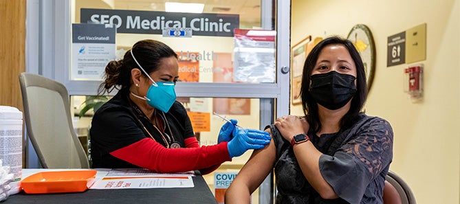 Vaccine Lisa Gallego_669x297